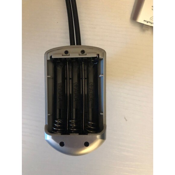 Mighty Bright Music-Mini Light 2 Heads with Clamp - Picture 2 of 3